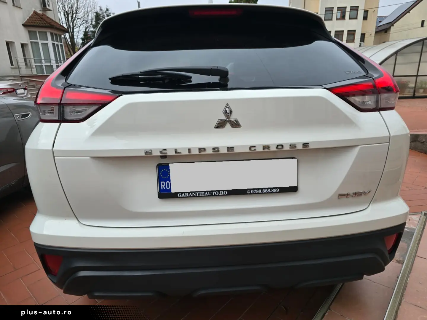 Mitsubishi Eclipse-Cross Distronic 193 CP 4x4 LED
