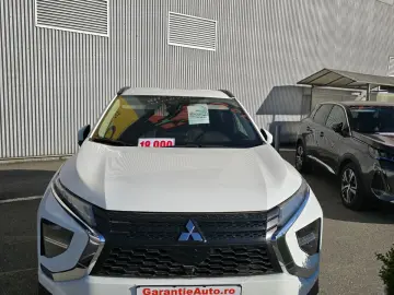 Mitsubishi Eclipse-Cross Distronic 193 CP 4x4 LED