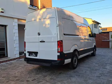 VOLKSWAGEN CRAFTER VAN L3H3 BUSINESS LINE FWD