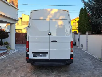 VOLKSWAGEN CRAFTER VAN L3H3 BUSINESS LINE FWD