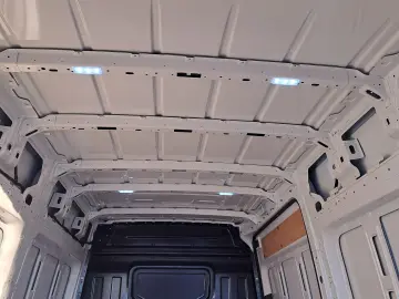 VOLKSWAGEN CRAFTER VAN L3H3 BUSINESS LINE FWD