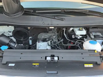 VOLKSWAGEN CRAFTER VAN L3H3 BUSINESS LINE FWD