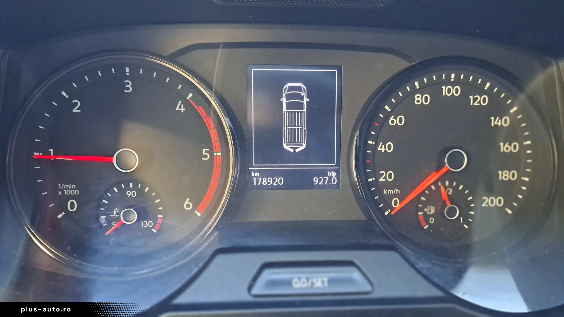 VOLKSWAGEN CRAFTER VAN L3H3 BUSINESS LINE FWD