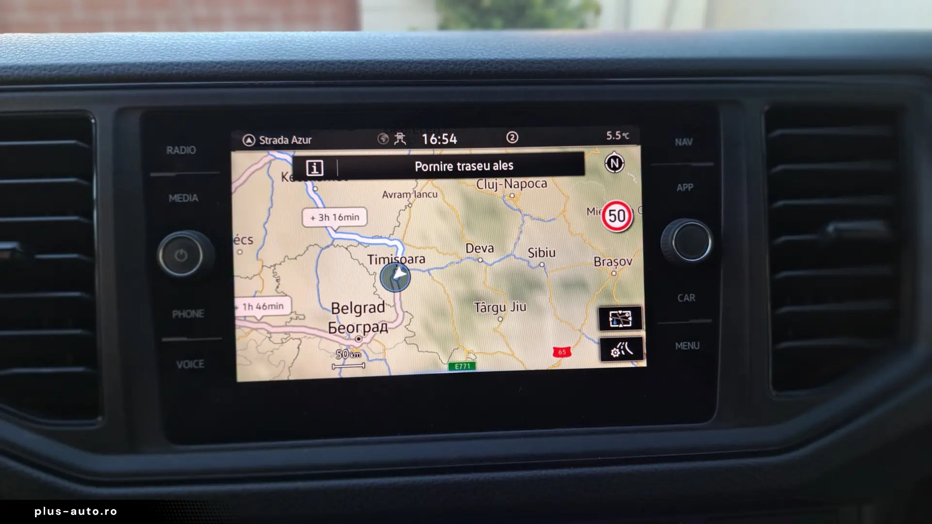 VOLKSWAGEN CRAFTER VAN L3H3 BUSINESS LINE FWD