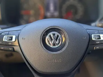 VOLKSWAGEN CRAFTER VAN L3H3 BUSINESS LINE FWD