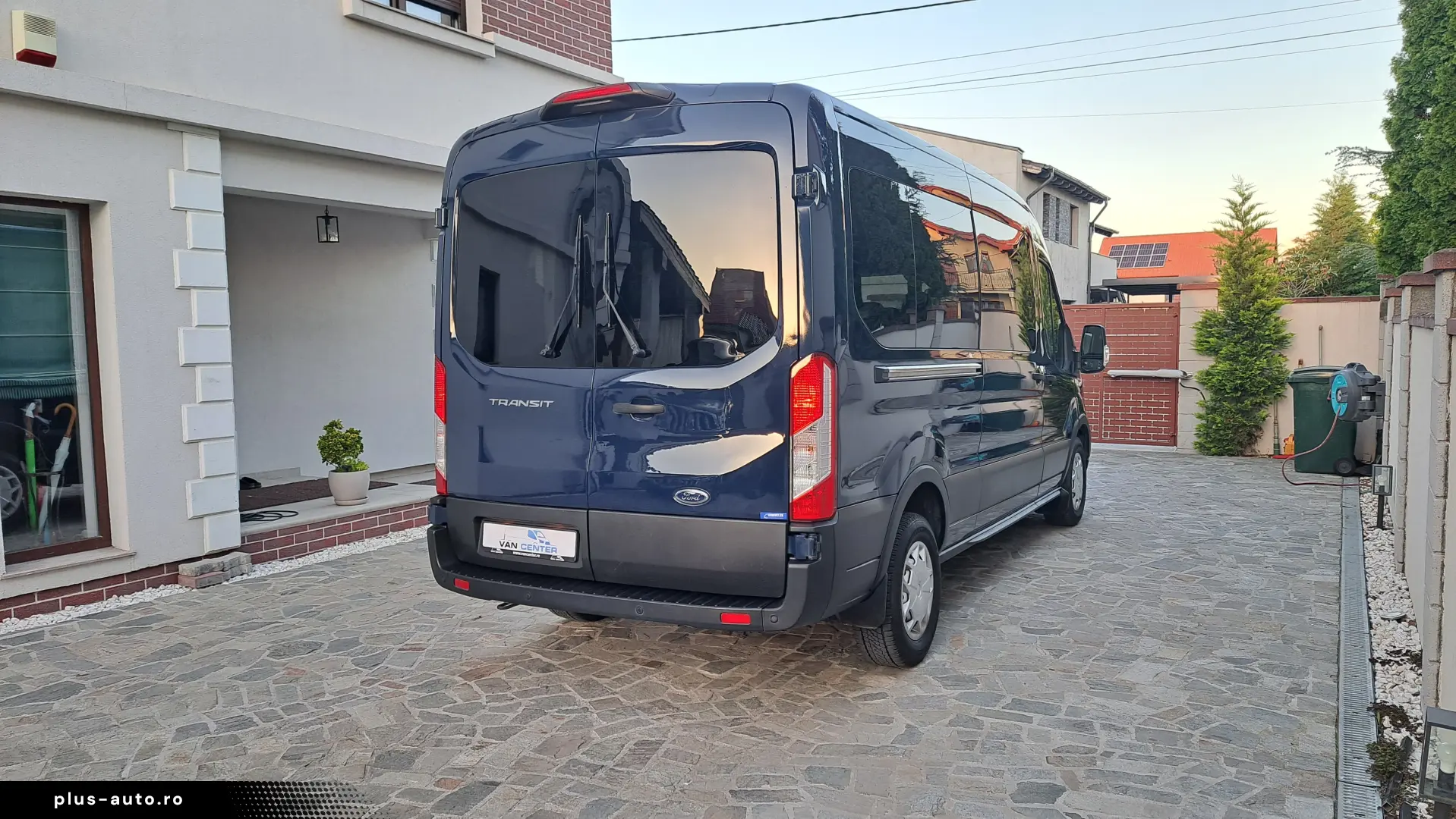 FORD TRANSIT KOMBI TREND L3H2 9 LOCURI FWD