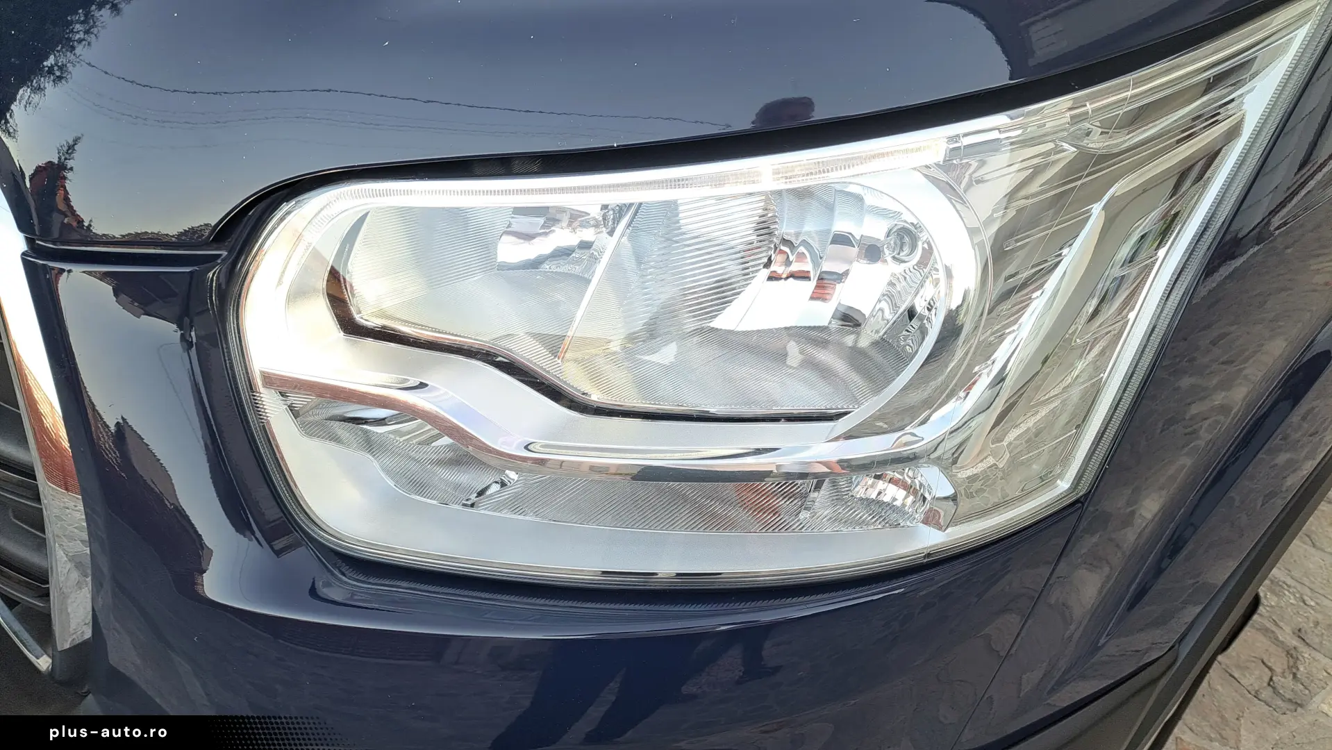 FORD TRANSIT KOMBI TREND L3H2 9 LOCURI FWD