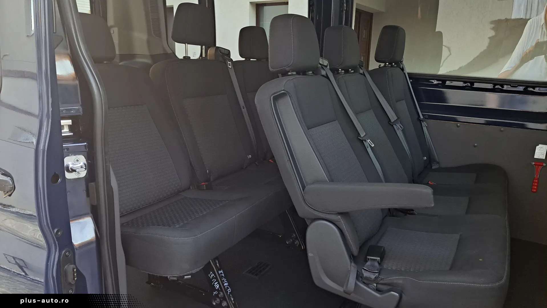 FORD TRANSIT KOMBI TREND L3H2 9 LOCURI FWD