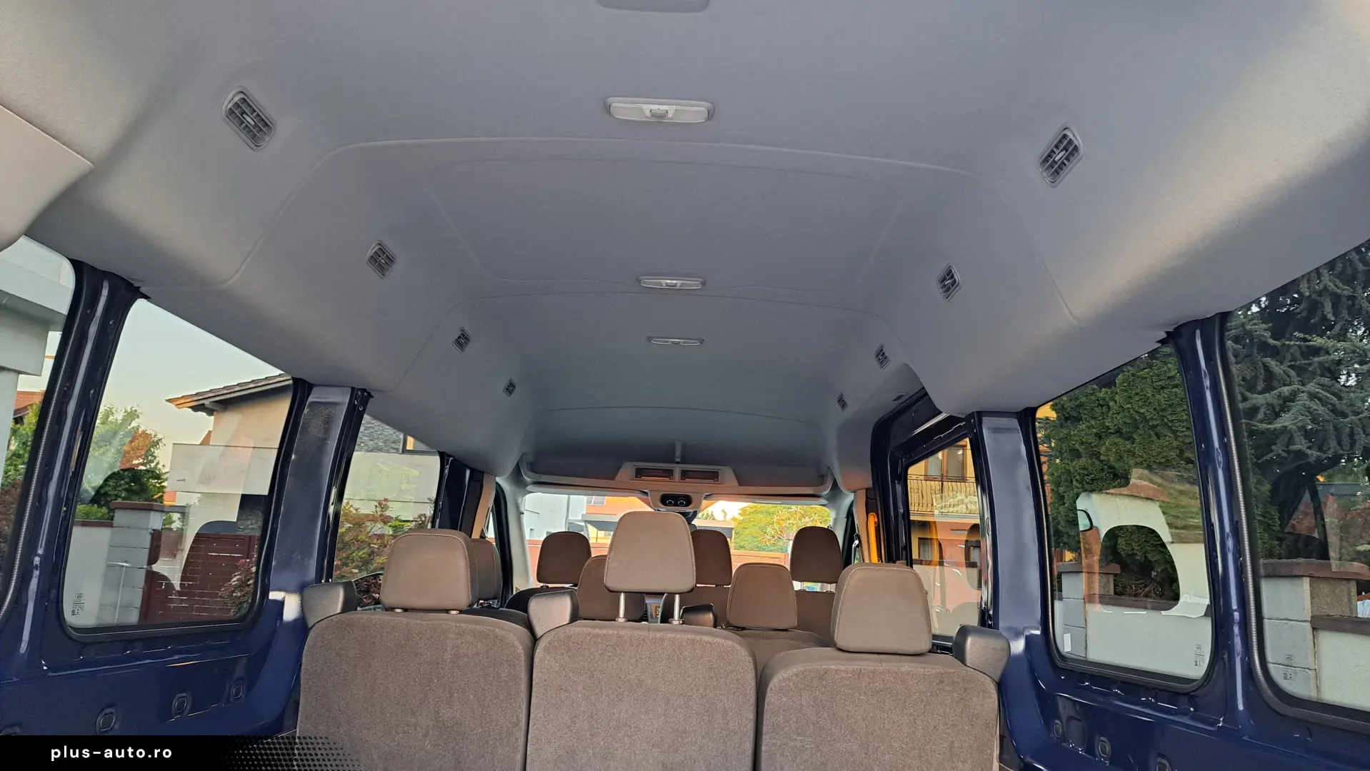 FORD TRANSIT KOMBI TREND L3H2 9 LOCURI FWD