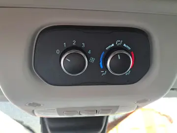 FORD TRANSIT KOMBI TREND L3H2 9 LOCURI FWD