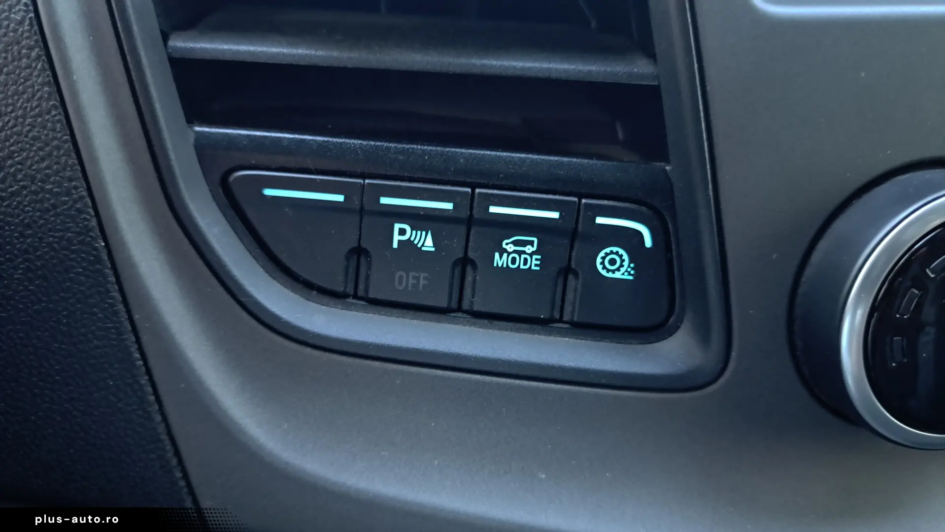 FORD TRANSIT KOMBI TREND L3H2 9 LOCURI FWD