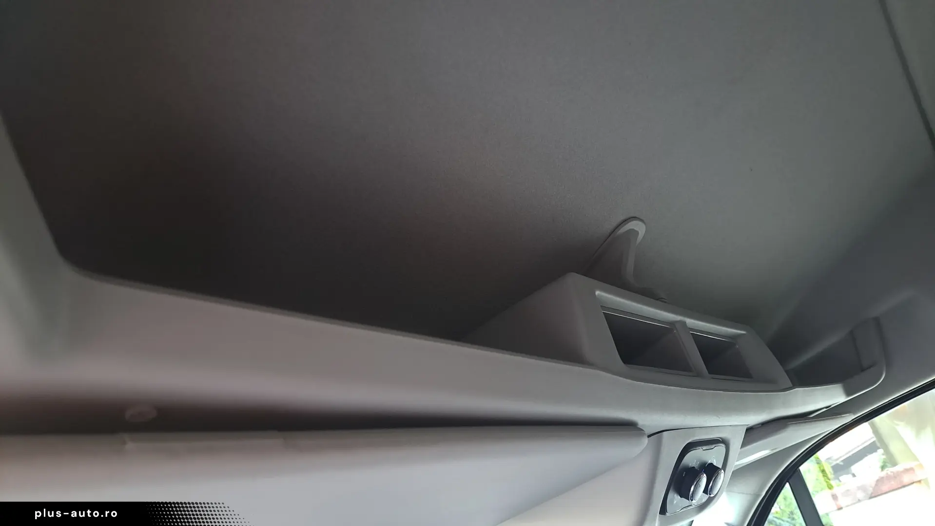 FORD TRANSIT KOMBI TREND L3H2 9 LOCURI FWD