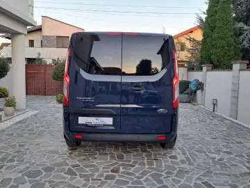 FORD CUSTOM KOMBI TREND L2H1 9 LOCURI FWD