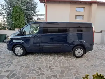 FORD CUSTOM KOMBI TREND L2H1 9 LOCURI FWD