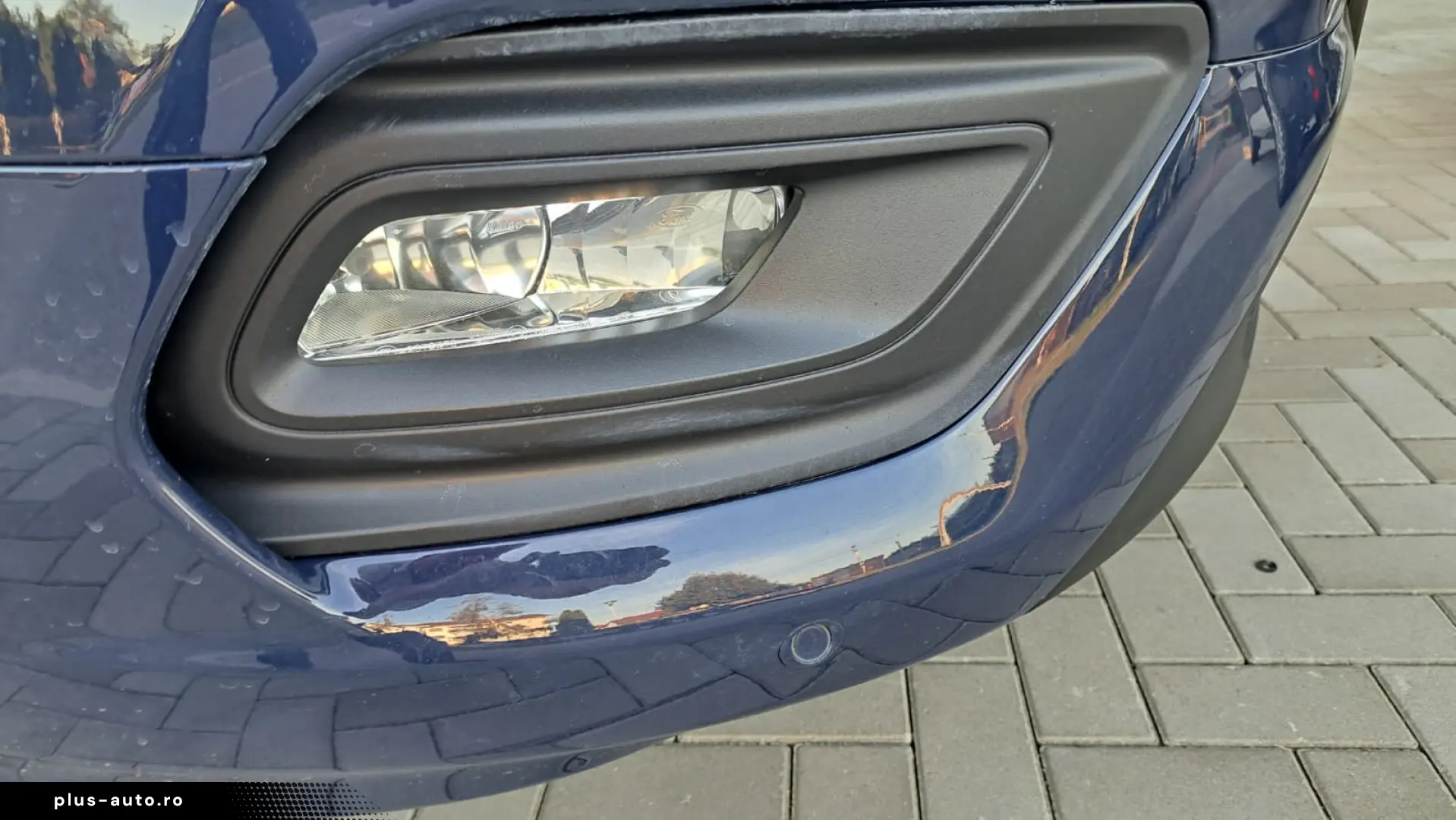 FORD CUSTOM KOMBI TREND L2H1 9 LOCURI FWD