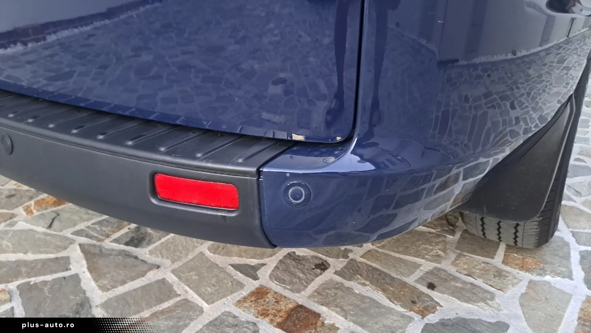 FORD CUSTOM KOMBI TREND L2H1 9 LOCURI FWD