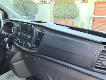 FORD CUSTOM KOMBI TREND L2H1 9 LOCURI FWD