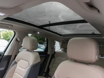 Volkswagen Touareg 3.0 TDI 4Motion DSG R Line