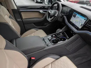 Volkswagen Touareg 3.0 TDI 4Motion DSG R Line