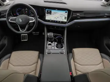 Volkswagen Touareg 3.0 TDI 4Motion DSG R Line