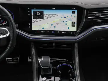 Volkswagen Touareg 3.0 TDI 4Motion DSG R Line