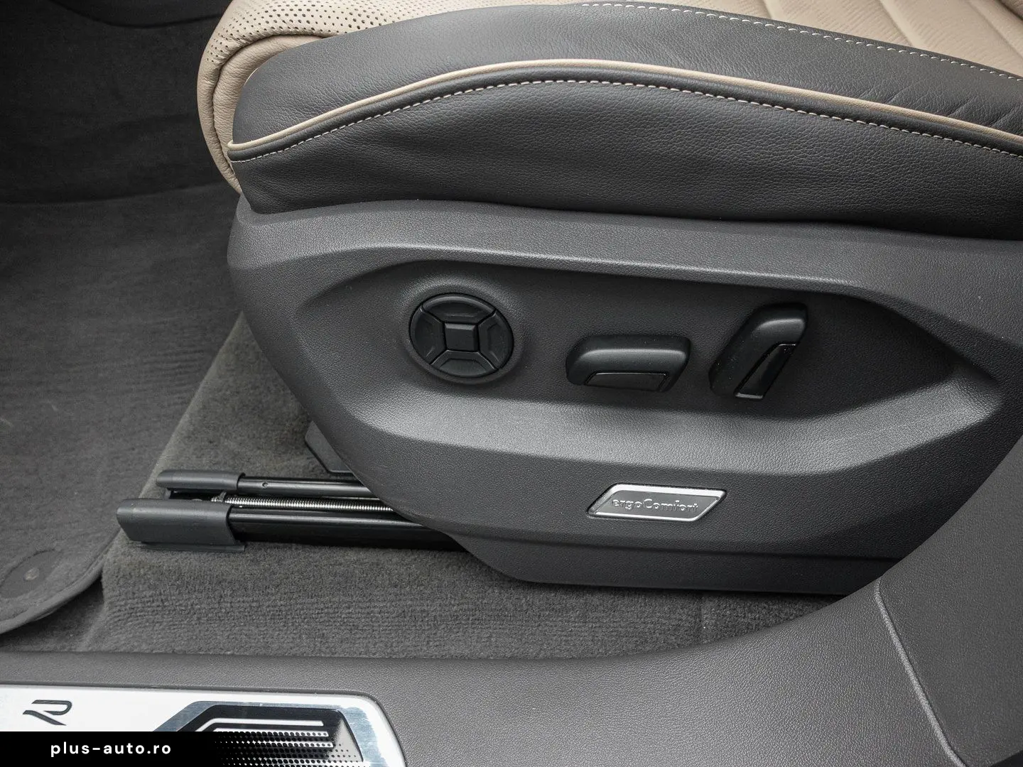 Volkswagen Touareg 3.0 TDI 4Motion DSG R Line