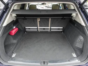 Volkswagen Touareg 3.0 TDI 4Motion DSG R Line