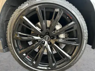 AUDI Q8 50 TDI QUATT S LINE