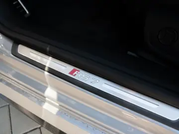Audi  RS 7 Sportback performance