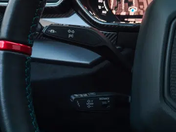 Lamborghini Urus  4.0V8 Performante CARBON B&O