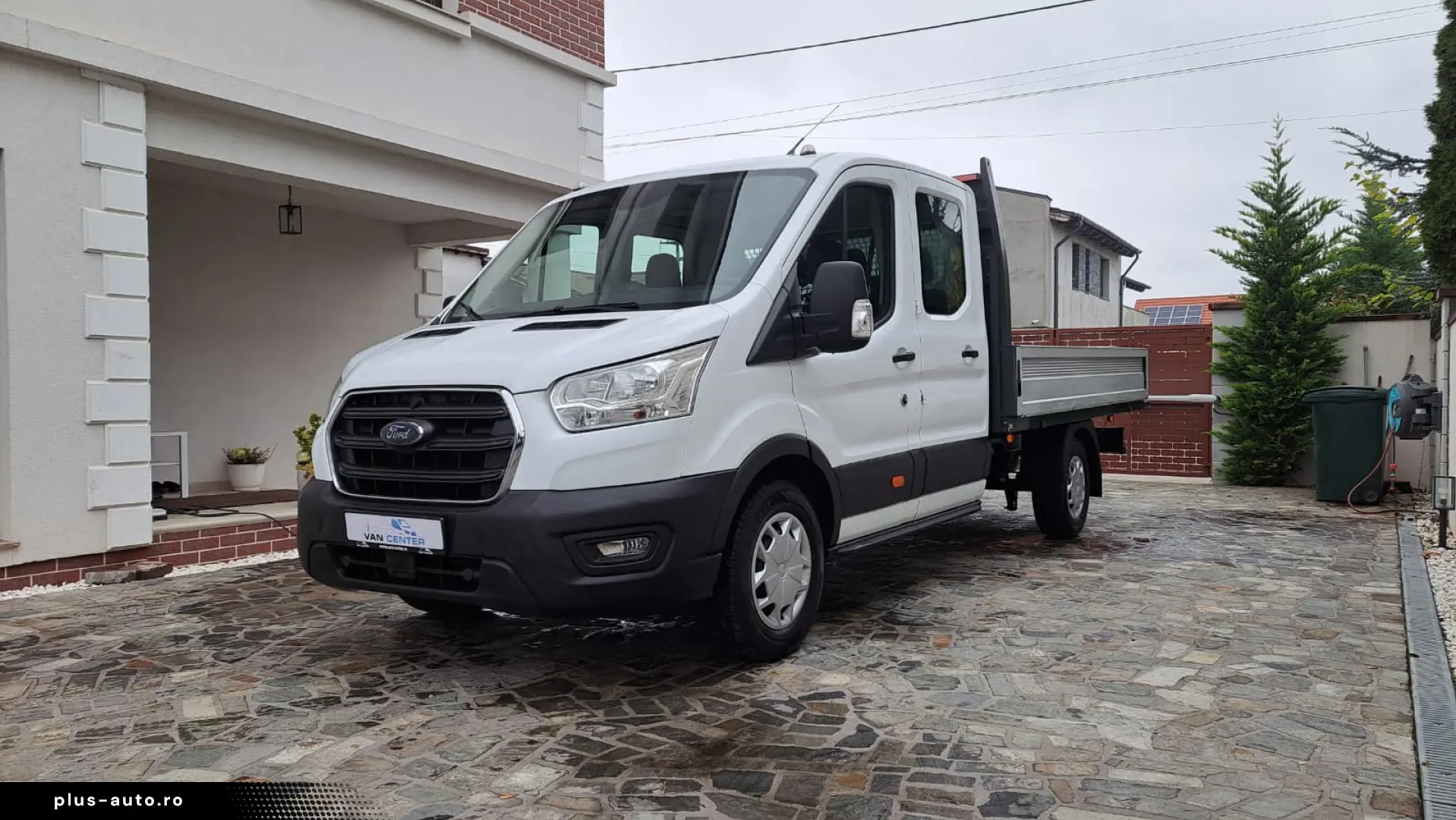 FORD TRANSIT D-CAB TREND L4 RWD