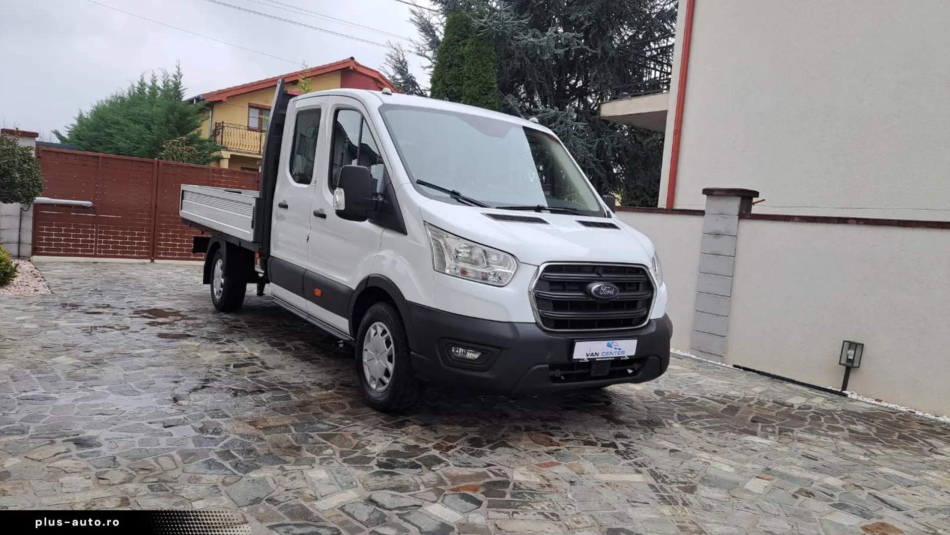 FORD TRANSIT D-CAB TREND L4 RWD
