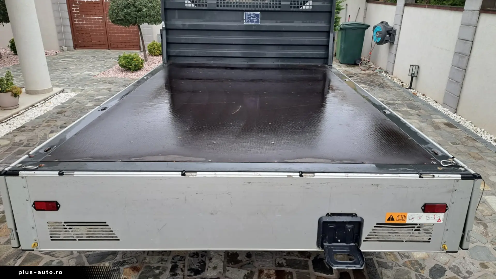 FORD TRANSIT D-CAB TREND L4 RWD