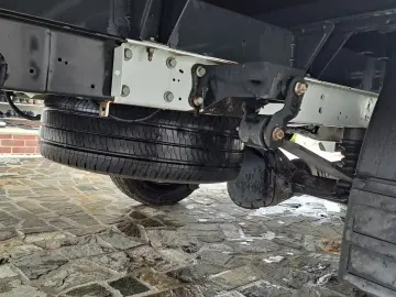 FORD TRANSIT D-CAB TREND L4 RWD