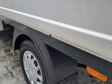 FORD TRANSIT D-CAB TREND L4 RWD