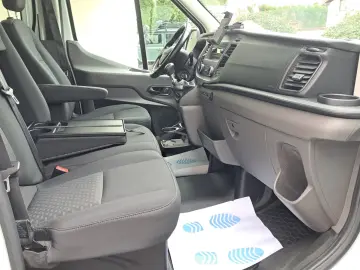 FORD TRANSIT D-CAB TREND L4 RWD