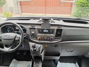 FORD TRANSIT D-CAB TREND L4 RWD