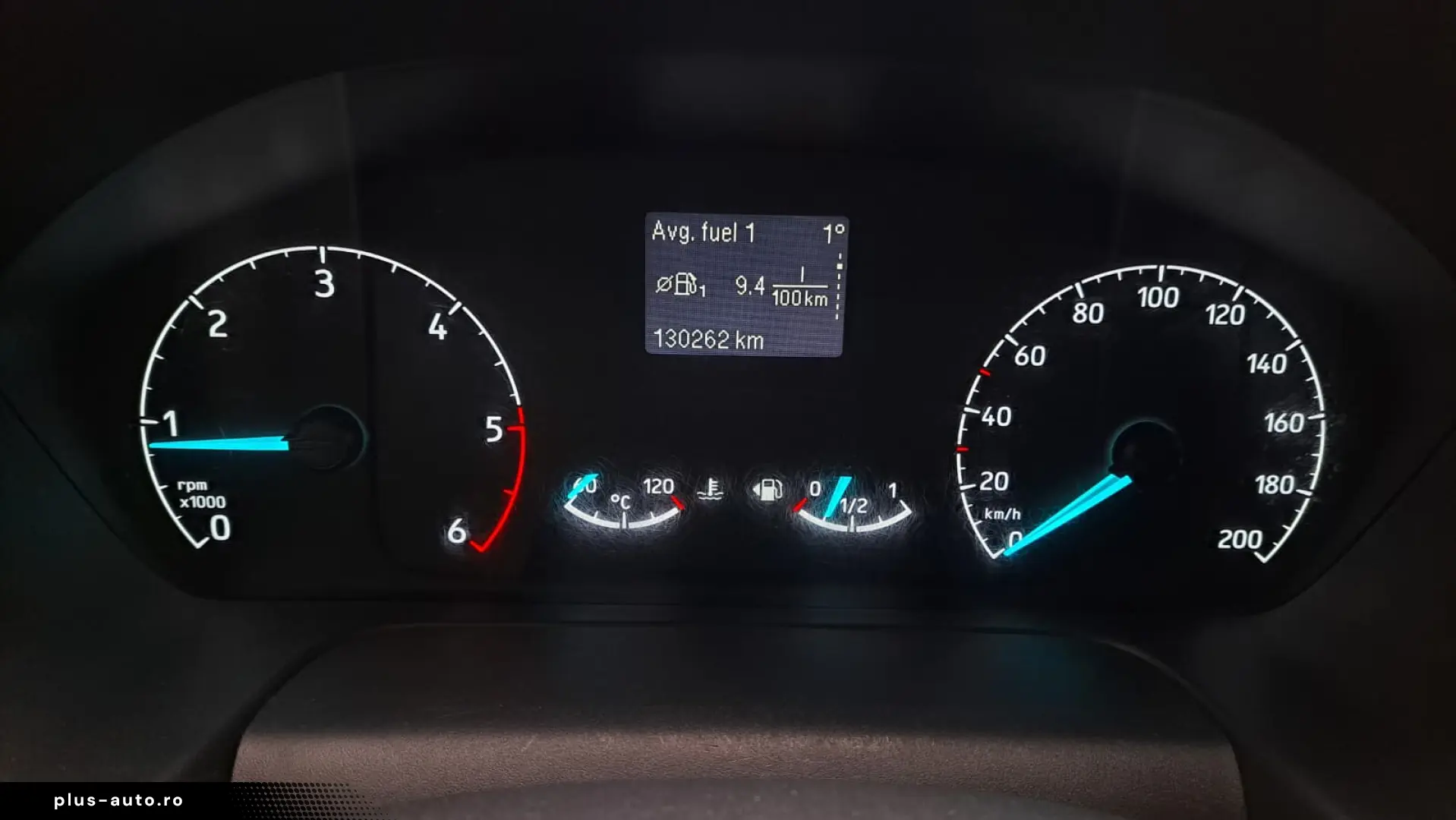 FORD TRANSIT D-CAB TREND L4 RWD