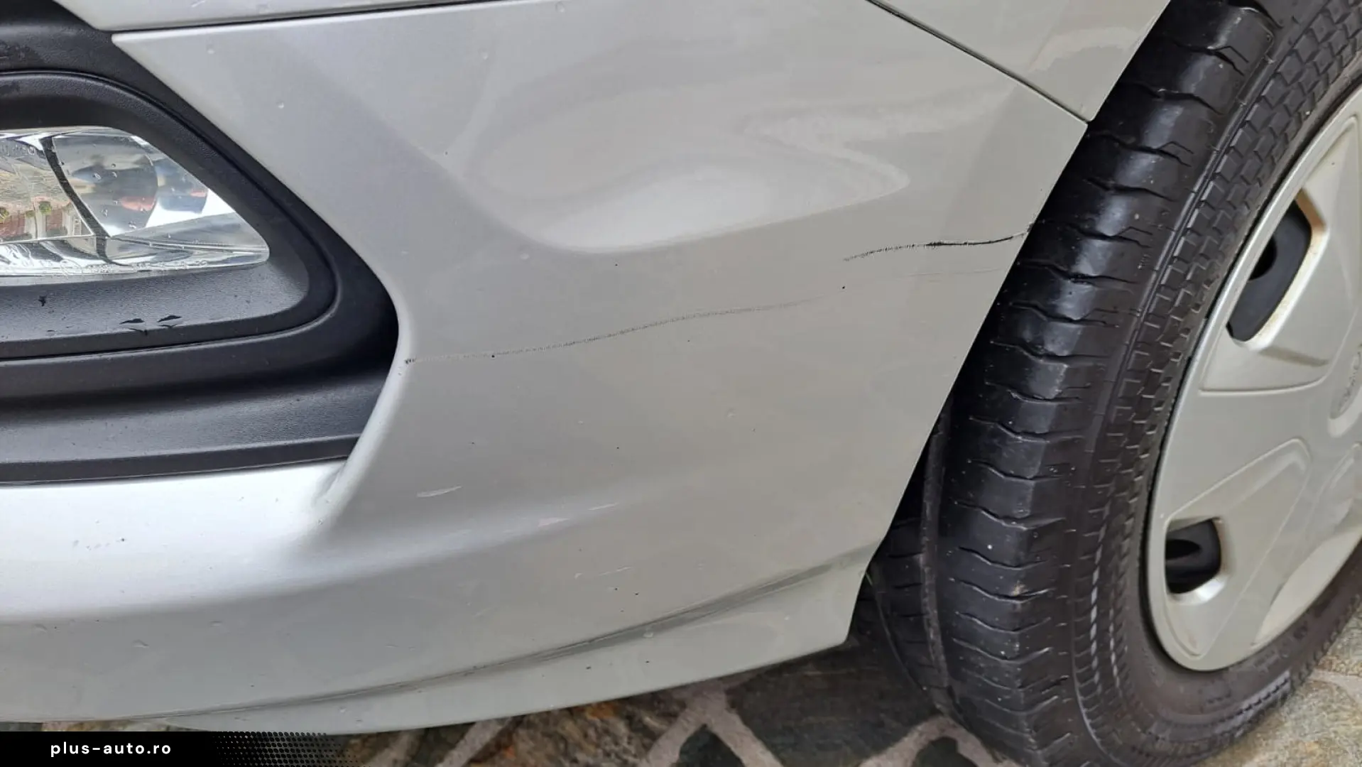 FORD CUSTOM VAN TREND L1H1 FWD