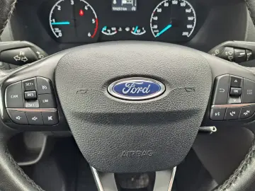 FORD CUSTOM VAN TREND L1H1 FWD