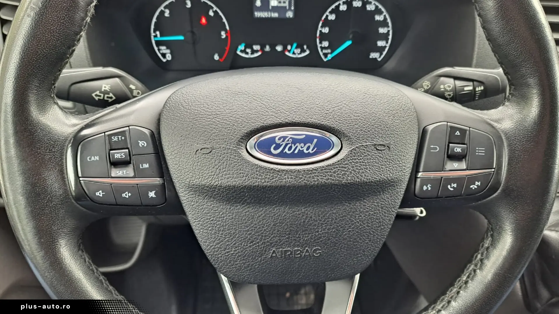 FORD CUSTOM VAN TREND L1H1 FWD