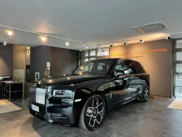 Rolls-Royce  Cullinan Black Badge