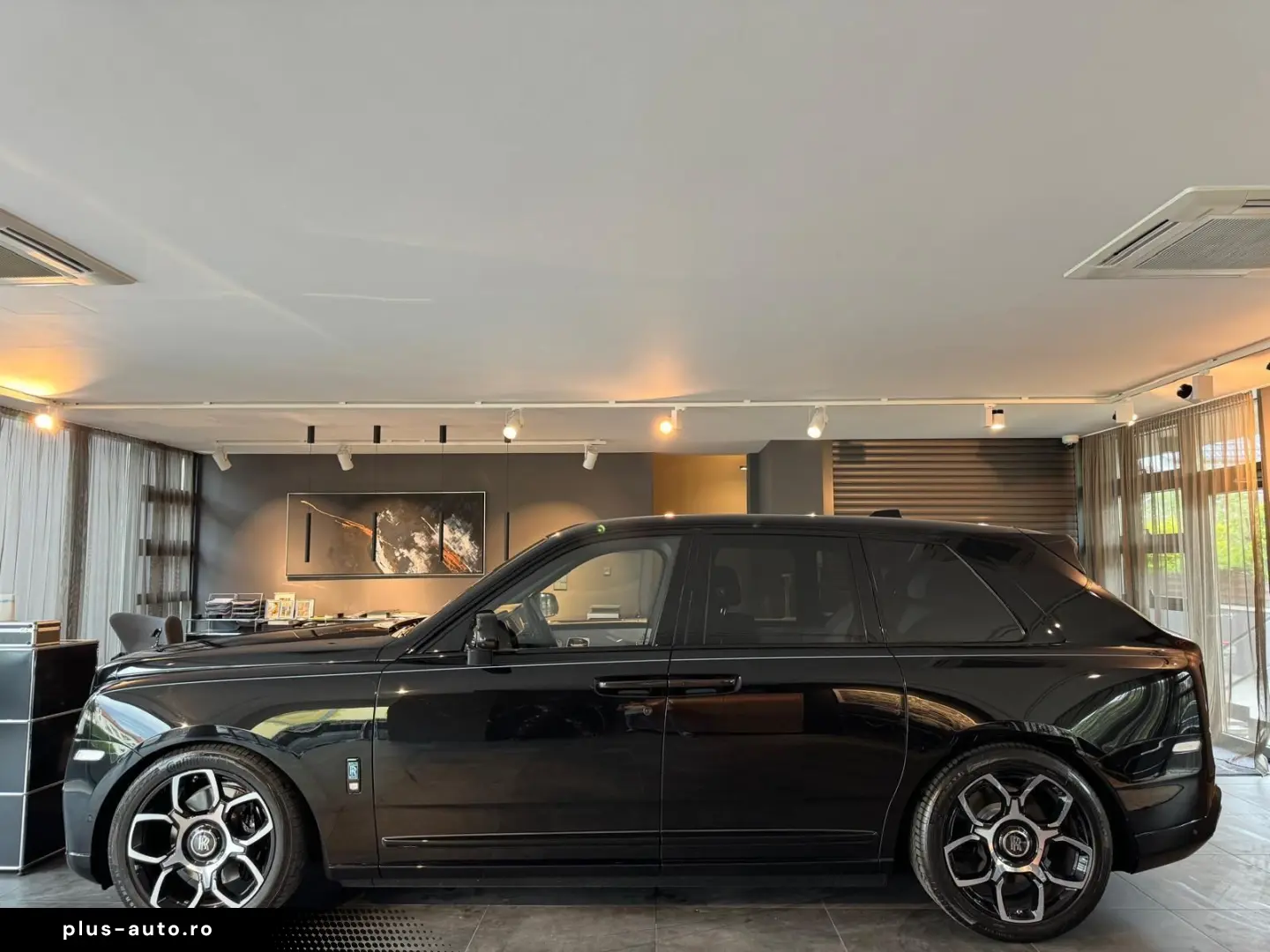 Rolls-Royce  Cullinan Black Badge