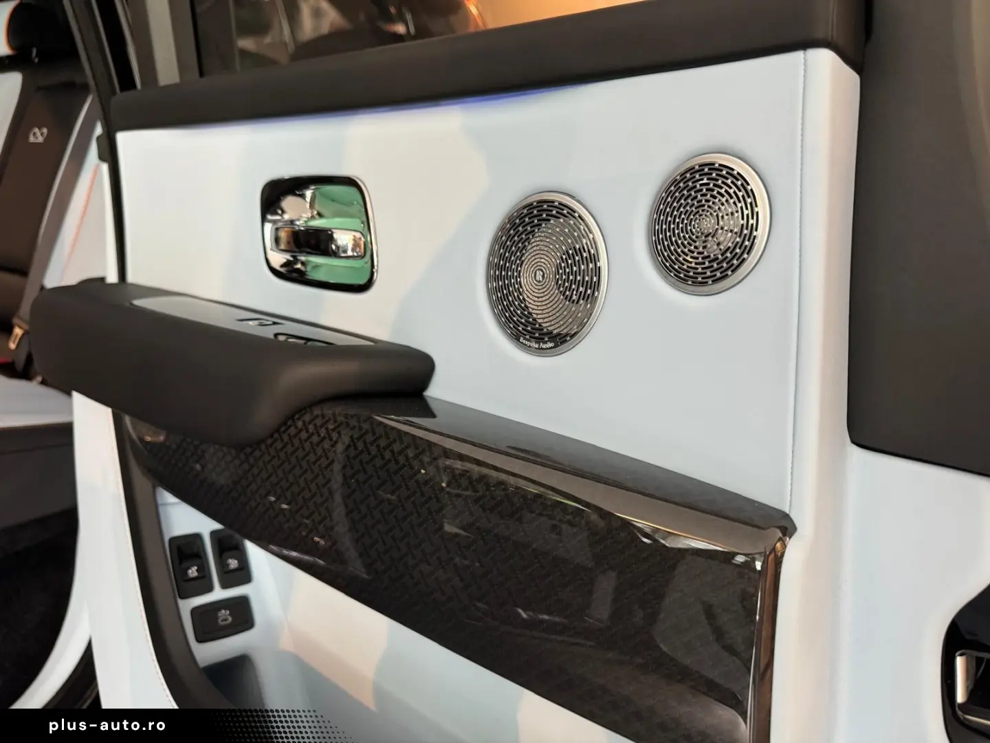 Rolls-Royce  Cullinan Black Badge