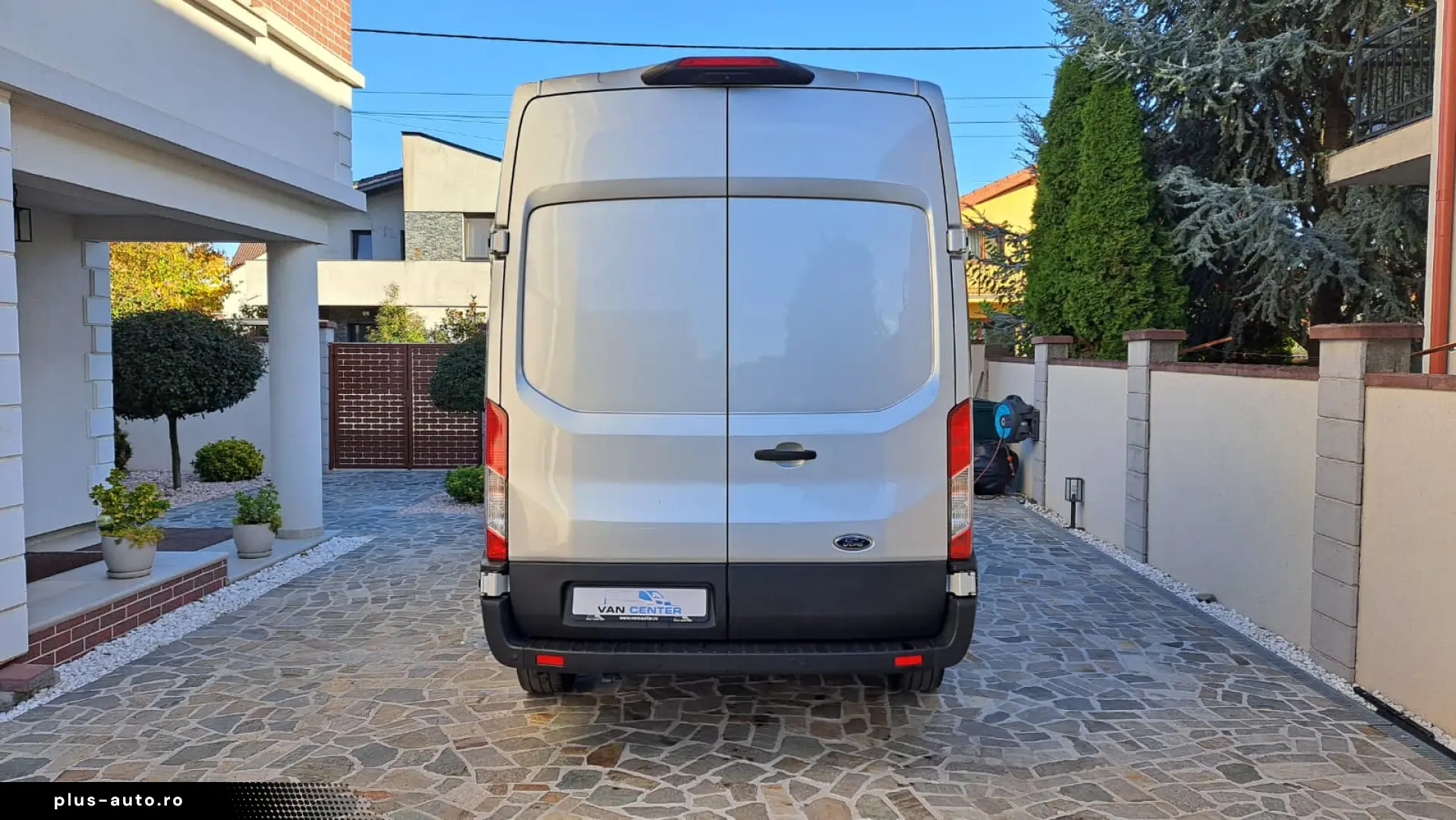 FORD TRANSIT VAN TREND L3H3 FWD