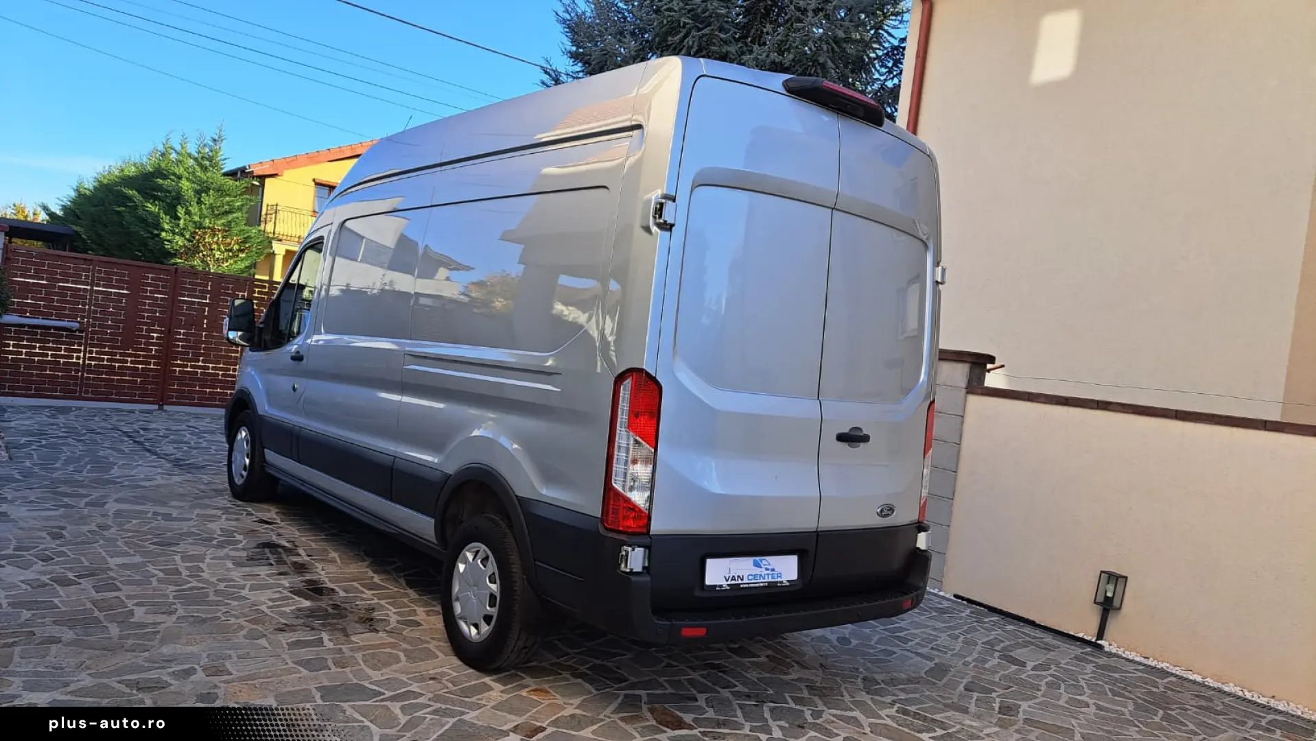 FORD TRANSIT VAN TREND L3H3 FWD