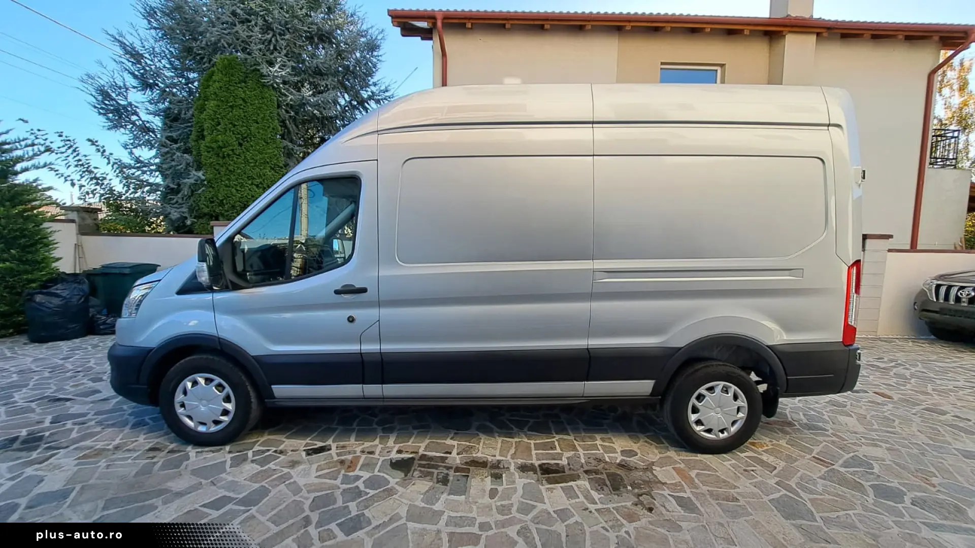 FORD TRANSIT VAN TREND L3H3 FWD