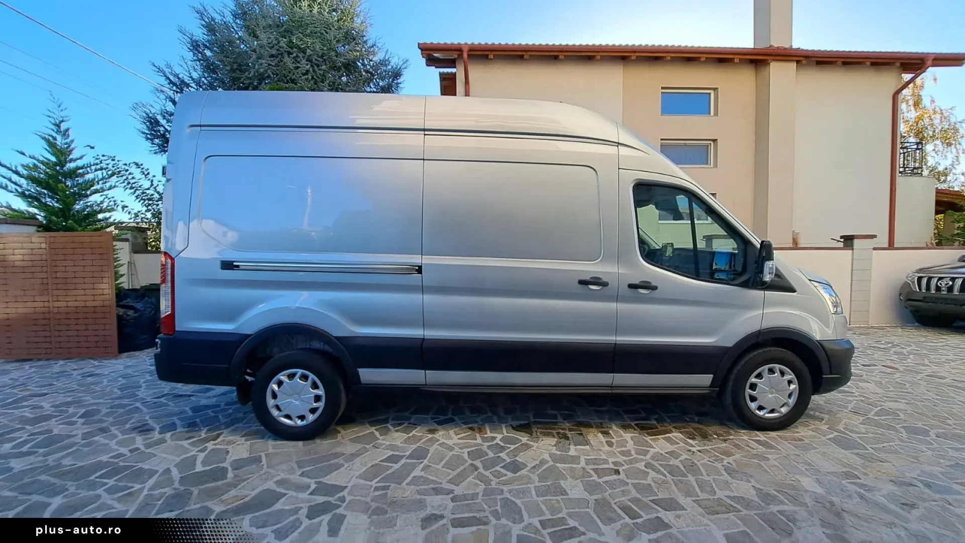 FORD TRANSIT VAN TREND L3H3 FWD