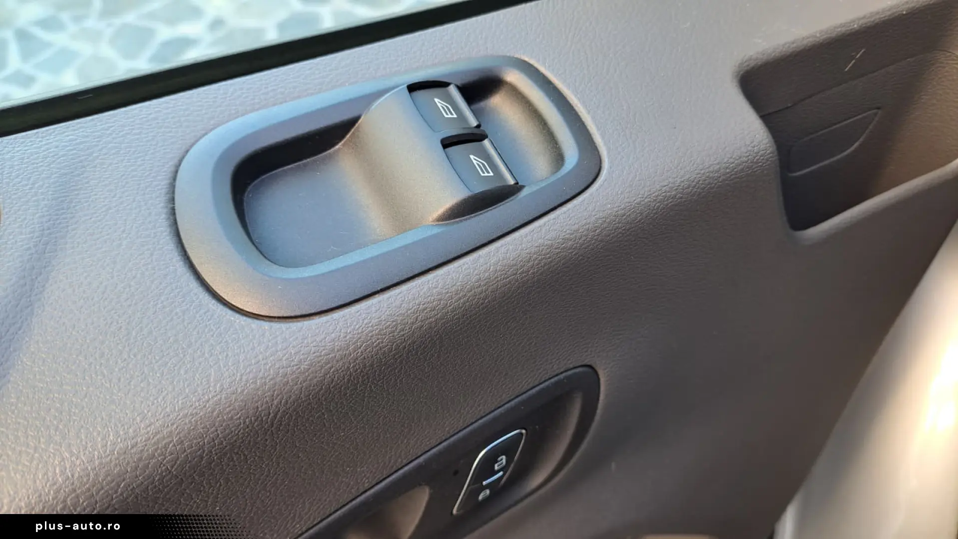 FORD TRANSIT VAN TREND L3H3 FWD