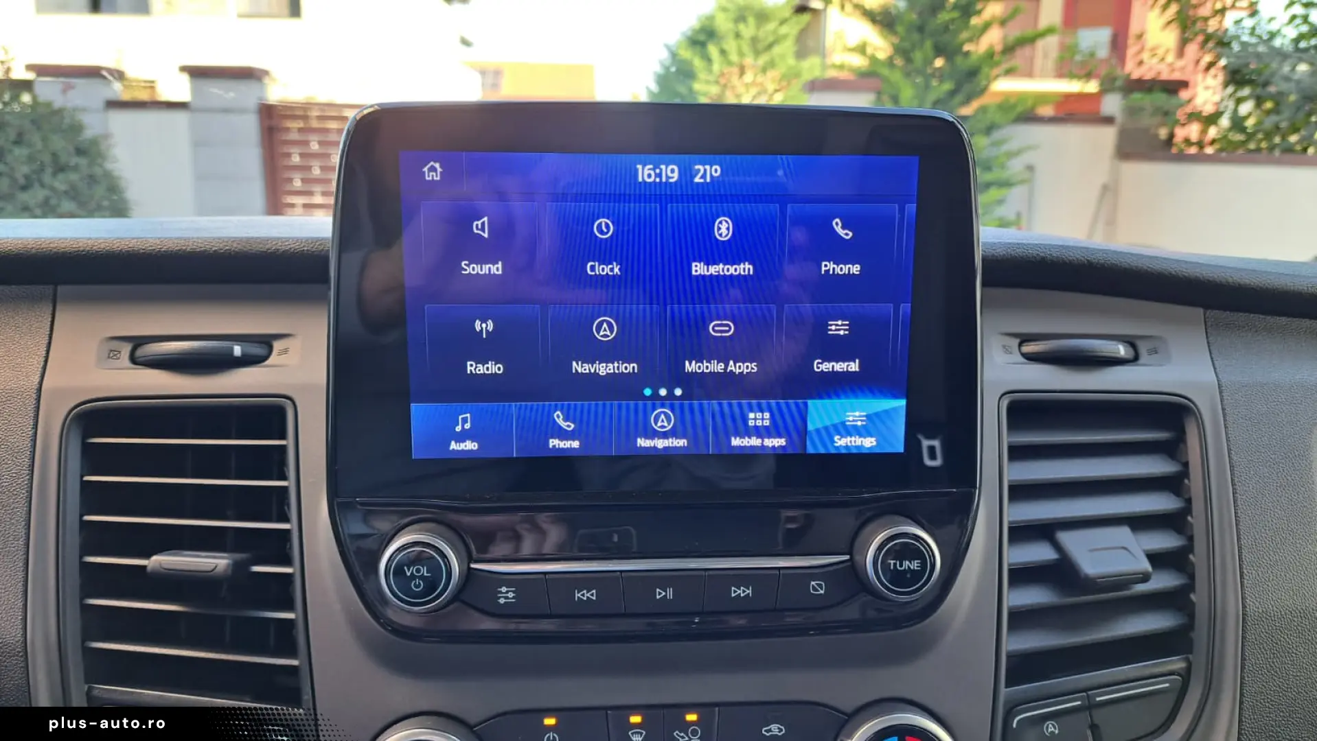 FORD TRANSIT VAN TREND L3H3 FWD